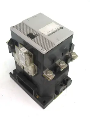USED ALLEN BRADLEY 100-B110NZ*3