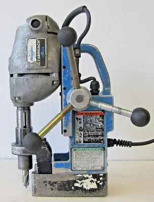 Hougen Rotabroach 10904 Mag Portable Magnetic Drill Press With Extra Bits 115V
