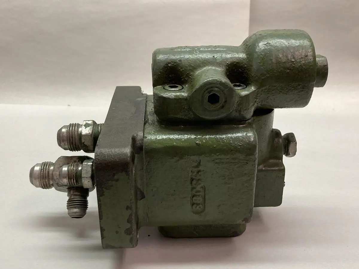 Used VICKERS XCG-03-F-10 Pump & Valve Parts Ohio US | Surplus Asset Holdings #1246206