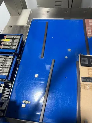 USED 2000 LCM DVC PICK-AND-PLACE MACHINE