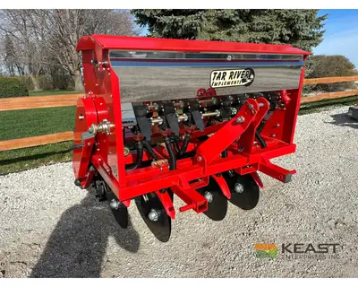 Used TAR RIVER _UNKNOWN_ Food Plot Seeders Iowa US | Keast Enterprises #1360509