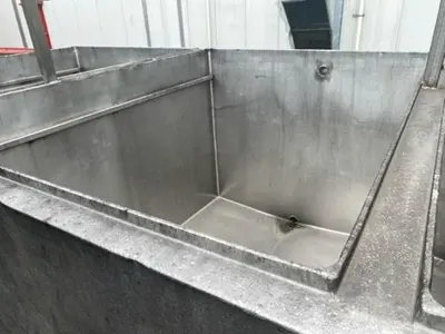 Mueller 1200 Gallon Triplex Tank