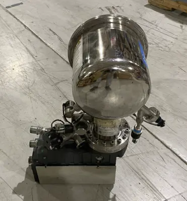 Used Brooks CTI Cryogenics OnBoard Cryopump Vacuum Pumps Michigan US | Maverick Industrial Sales #1423195