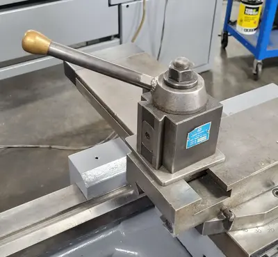 Used VICTOR 1660 Gap Lathes Kentucky US | Aucto #1389556