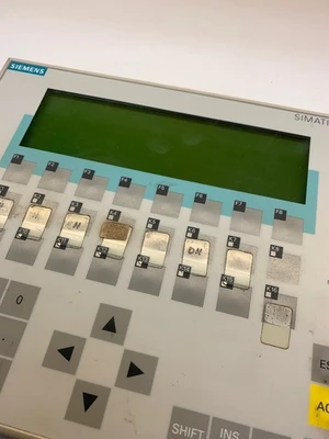 SIEMENS 6AV3 617-1JC30-0AX1 Simatic OP17-DP12 Operator Interface Garantie