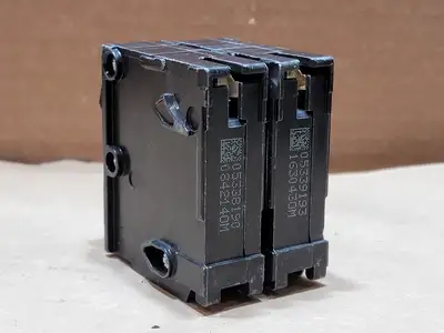 Used SIEMENS Q220 Switchgears British Columbia CA | Lenmark #835715
