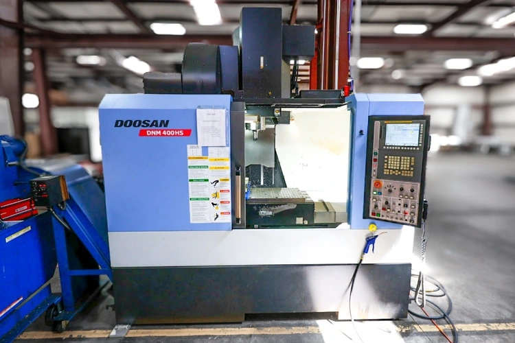 Used 2010 DOOSAN DNM 400HS Vertical Machining Centers Colorado US | Elevation Machine #1412025