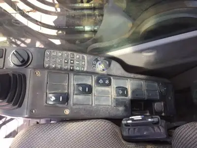 Used 2012 VOLVO EC220DL Crawler Excavators California US | Mittry Construction #1363469