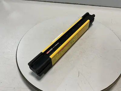 USED KEYENCE SL-V31FM-T