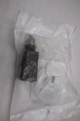AB ALLEN BRADLEY 42GRP-9043-QD PHOTOSWITCH DEFFUSE SENSOR NEW STK 1870CC