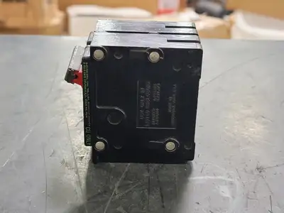 Used BRYANT BR220 Switchgears British Columbia CA | Lenmark #244734