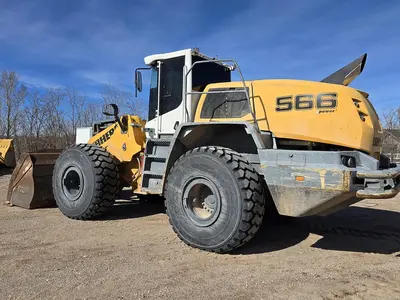 USED 2019 LIEBHERR L566
