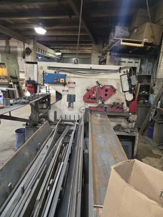 Used MUBEA HIW 1000/610 HYDRAULIC Ironworkers Ohio US | Yoder Brothers machinery #1229928