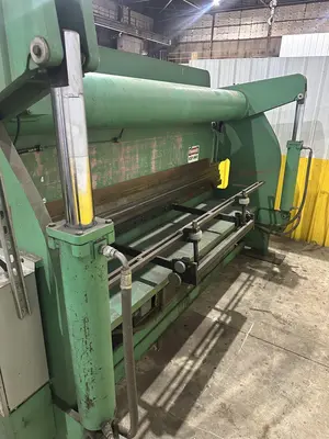 USED ACCURPRESS 713012