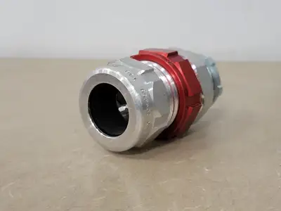 NEW THOMAS & BETTS STX100-468