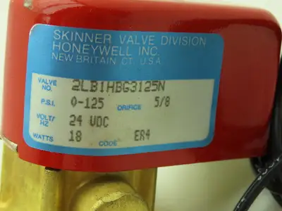 Skinner Lancer 2LB1HBG3125N Brass Solenoid Valve 2-Way NO 24VDC 125 PSI 3/8" NPT