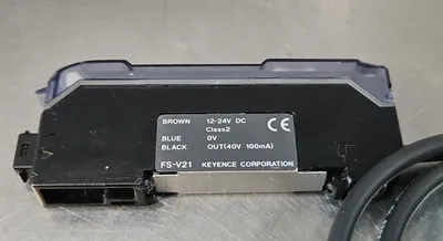 Keyence FS-V21 Photoelectric Sensor Amplifier. 3C-18