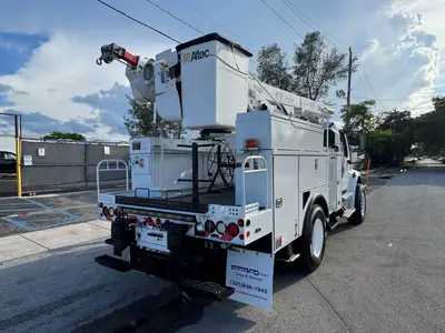 Used 2016 ALTEC L42M Bucket (boom) trucks Florida US | Truck and Van Outlet #1509238