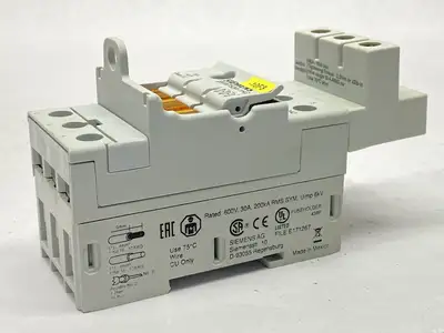 3NW7534-1HG | Siemens  Fuse Holder 3-Pole Class CC 600V 30A w/ 5ST2600 - Used