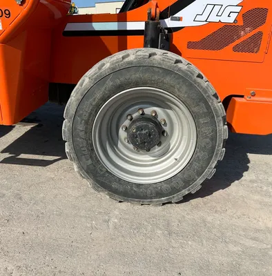 USED 2015 SKYTRAK 10054