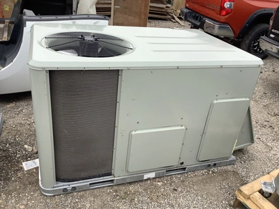 Used TRANE YSC060G3RHB0000 Air Conditioning Equipment Michigan US | Miedema Asset Management Group #1341899