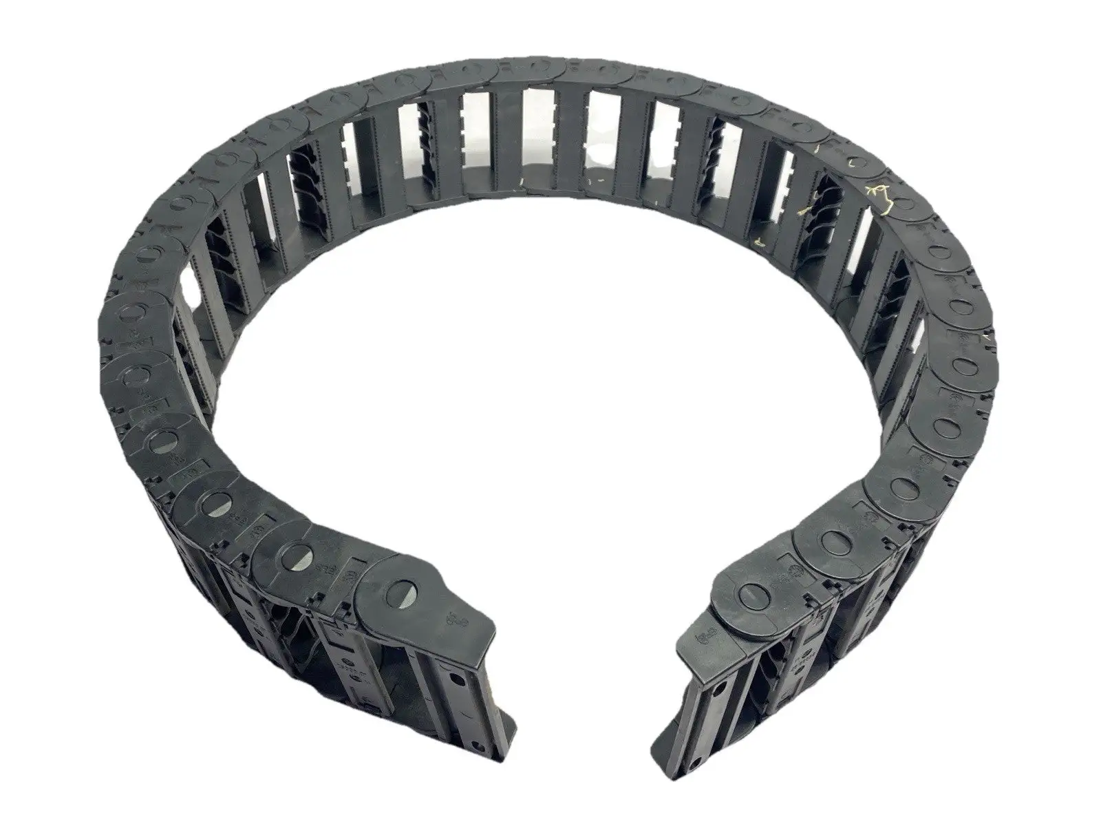 Used igus E-Chain Cable Carrier 26-Links 45" Overall Length Misc Electrical & Power Parts Michigan US | Maverick Industrial Sales #1400805