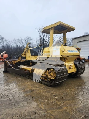 USED 2002 KOMATSU D65PX-12