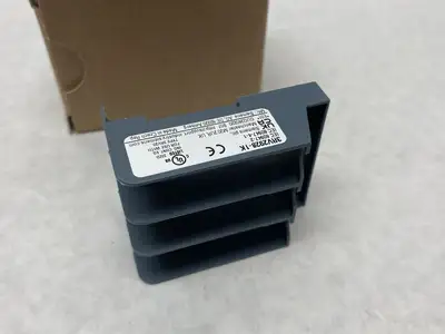 USED SIEMENS TYPE E PHASE BARRIER FOR SIZE S00/S0