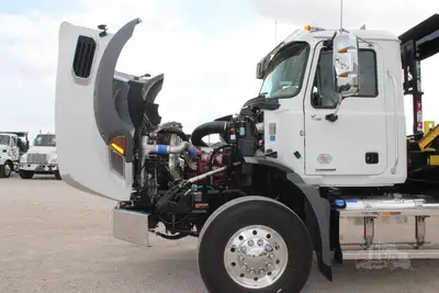 New | in-Stock 2026 MACK GRANITE 64BR Rolloff Trucks Texas US | Roll Off Truck World #1491889