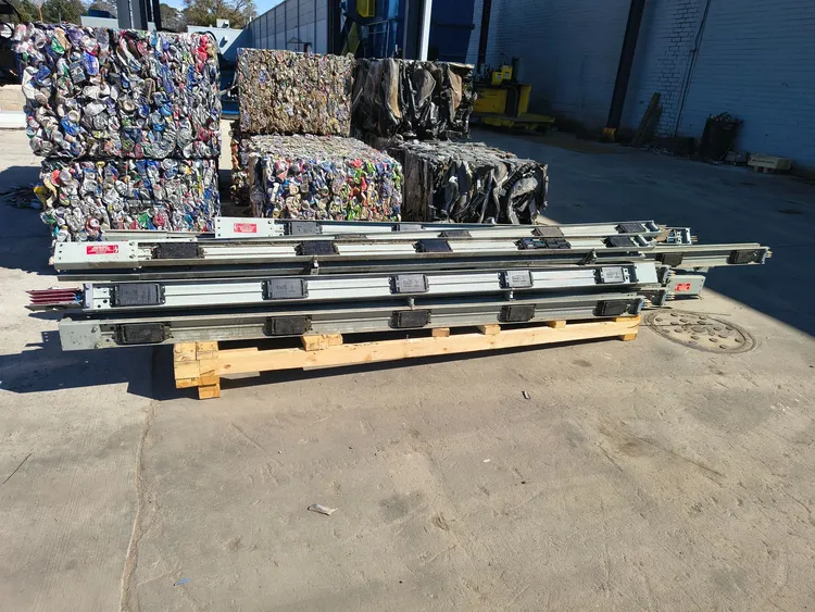 Used GENERAL ELECTRIC P3HC06SLI10 Bus Bars & Plugs South Carolina US | ESS Industrial Equipment Sales #746438
