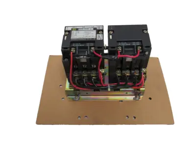 NEW SQUARE D 8702-SCO8V02S CONTACTOR SIZE 1 SER.A 8702SCO8V02S