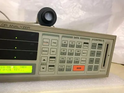 CHROMA 71701 COLOR ANALYZER