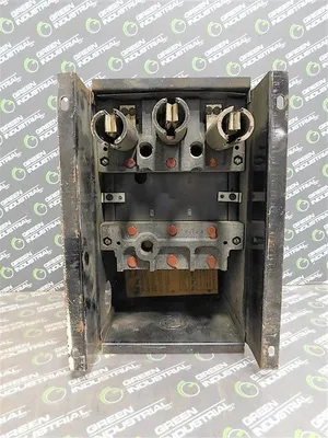 Bull Dog BOS 14352 Switch Plug 60A 575AC 20HP Used