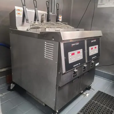 Used HENNY PENNY OFG 322 Cookers / Coolers / Fryers British Columbia CA | Surrey Food Equipment #1310234