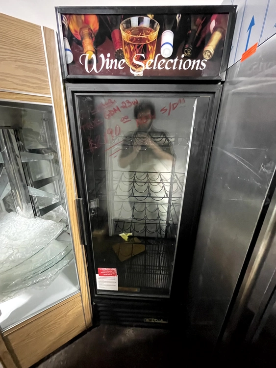 Used _UNKNOWN_ GDM-23W Refrigerators | Grocery Equipment Sales #1066390