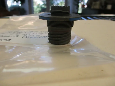 NEW Amphenol JD38999/24JC98SN