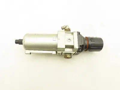 Hyvair B-808-G Pneumatic Air Filter Regulator 140 PSI Max 1/2" NPT