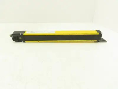 Allen Bradley 440L-T4J0320YD Light Curtain Guardmaster Transmitter - Parts only