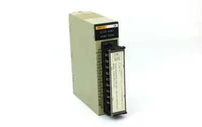 USED OMRON C200H-OD212