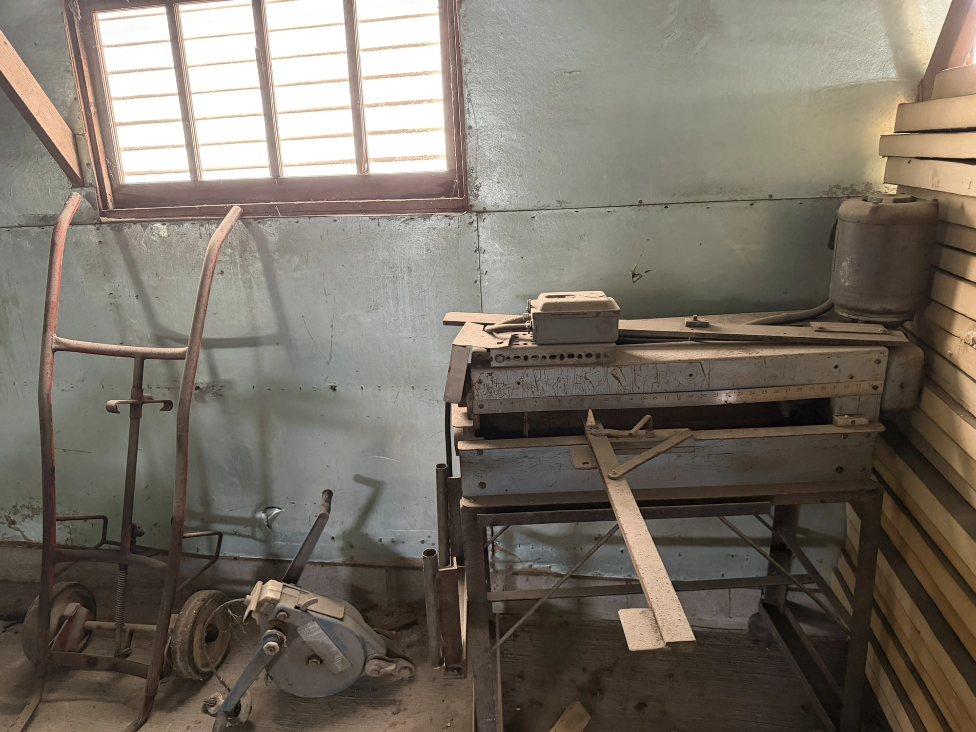 Used _UNKNOWN_ _UNKNOWN_ Sheet Metal Shears Michigan US | Miedema Asset Management Group #1577611