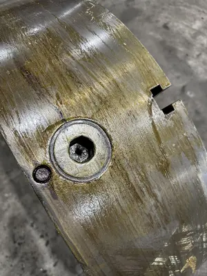 32" GISHOLT 3-JAW LATHE CHUCK  D1-15 MOUNT 9.5" HOLE: STOCK #23581