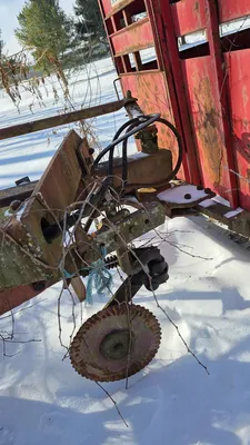 INTERNATIONAL 720 Plows | Iron Listing (18)