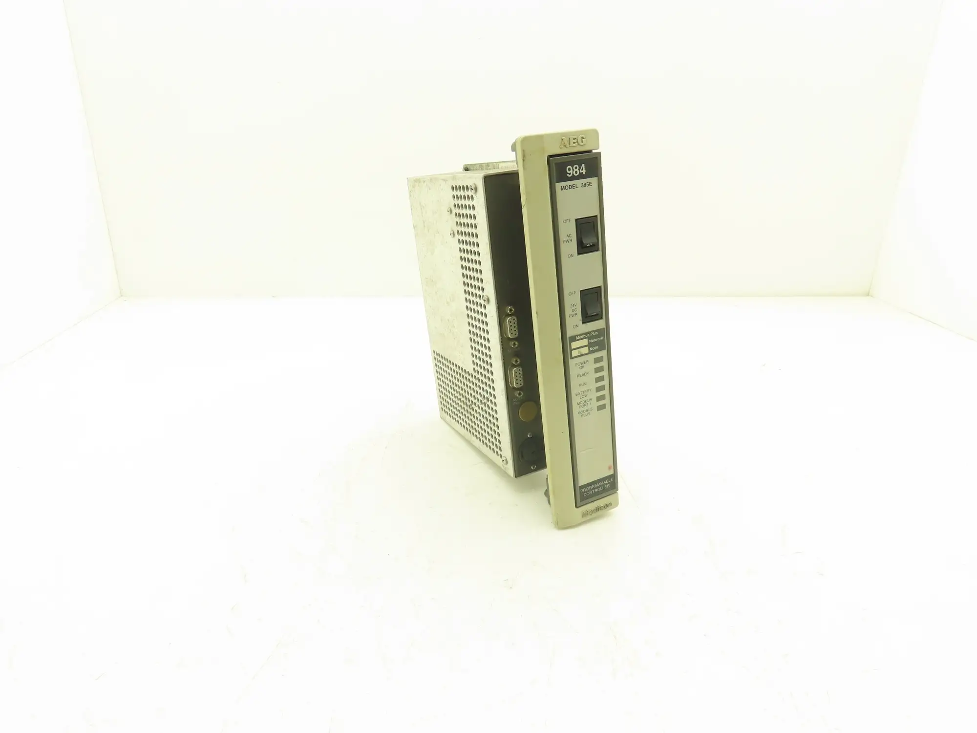 Modicon PC-E984-385 Programmable Controller 115/230VAC 16K Memory
