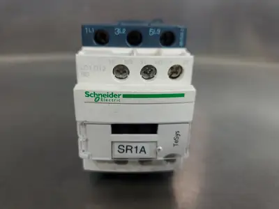 Schneider Electric LC1D12BD AC Contactor, 10HP, 24VDC. 4E-38