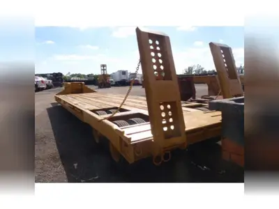 Used A PLUS 40 TON LOWBOY REAR LOADER Lowboy Trailers Florida US | USA Transequipment #1542466
