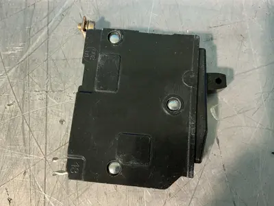 Used SQUARE D _UNKNOWN_ Circuit Breakers Ohio US | HGR 24 #1505775
