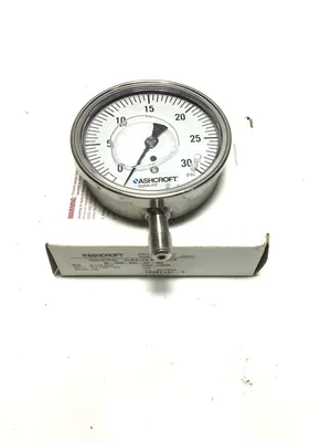 Ashcroft 35-1009-SWL-02L-30 Duralife Pressure Gauge 3-1/2 in (Lot of 2)