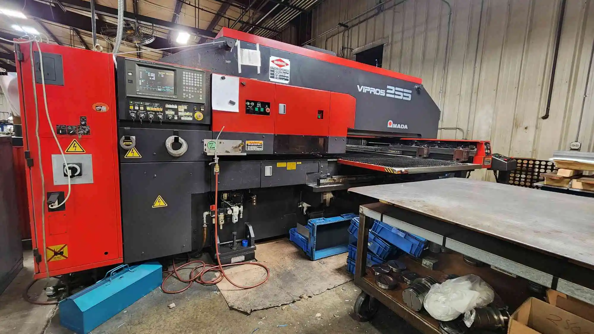 USED 1998 AMADA VIPROS 255