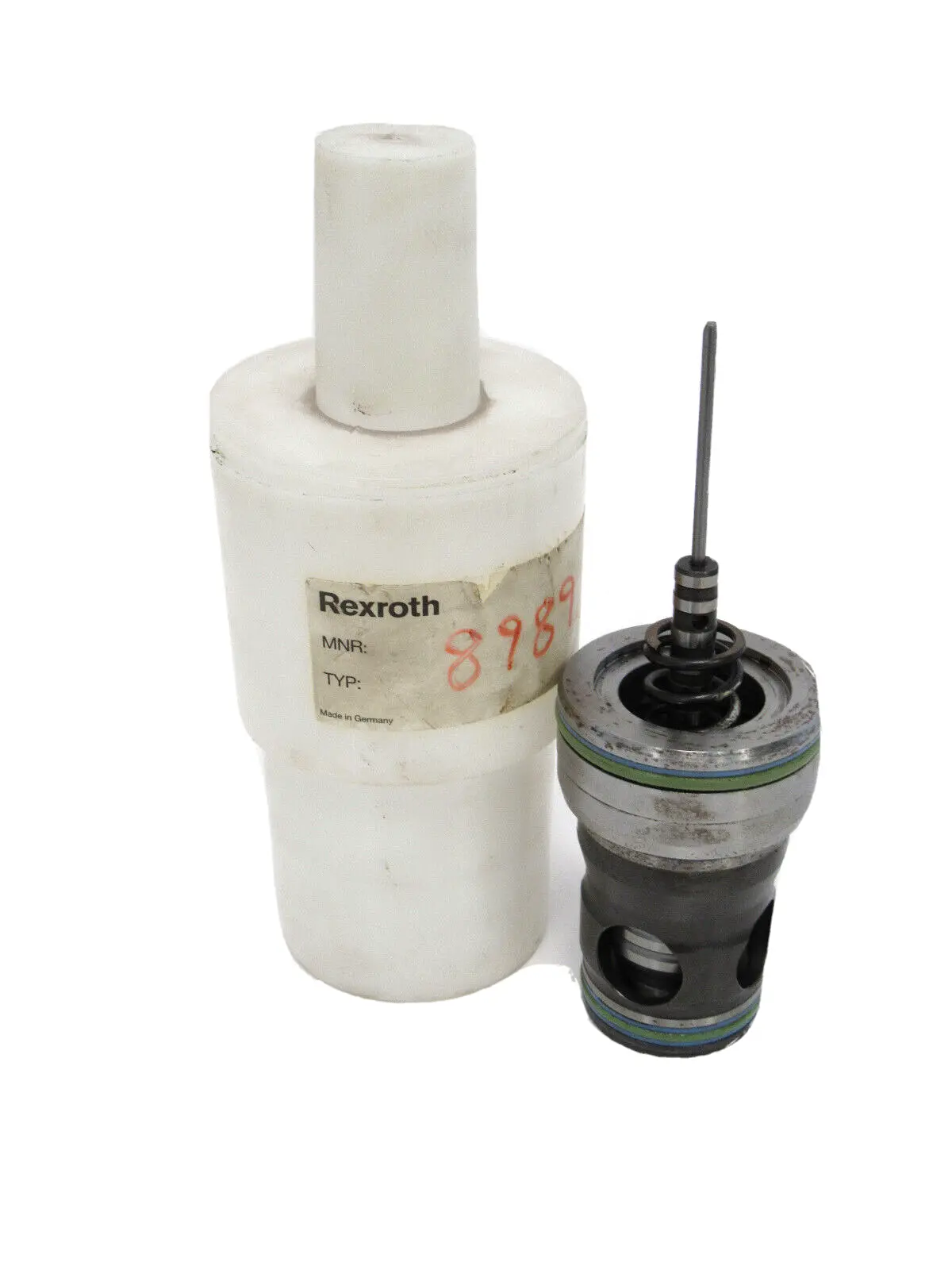 NEW REXROTH R900912589 VALVE CARTRIDGE