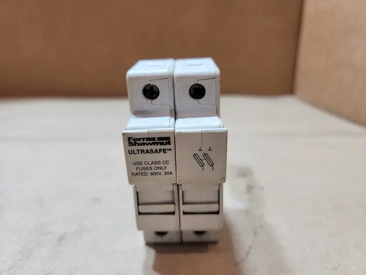 Used FERRAZ SHAWMUT USCC2 Fuse Accessories British Columbia CA | Lenmark #1489011